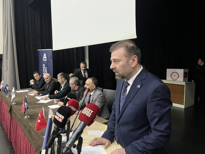 Hüseyin Cahit Köse: “Milletin Onayı Olmadan Bu Açılım Meşru Olamaz! Referanduma Mecbursunuz”