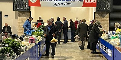 BAŞKAN EKİM’DEN PAZARCI ESNAFINA SICAK ÇORBA İKRAMI